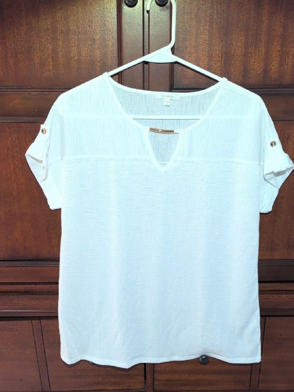 White Short-Sleeve Keyhole Top with Gold Accent - Women